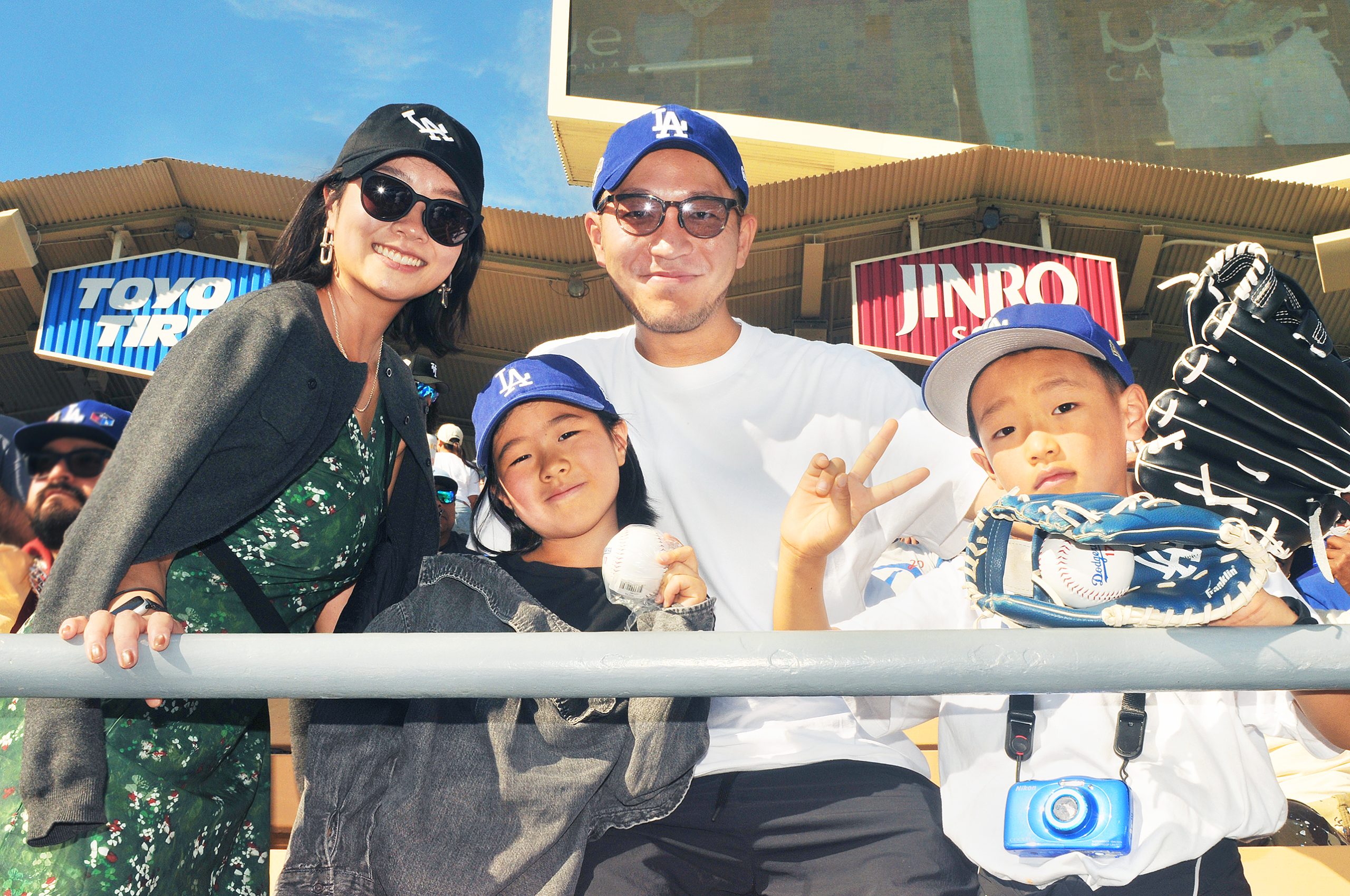 A Jolly Dodger Holiday - Rafu Shimpo